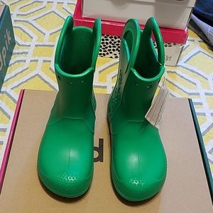 CROCS RAINBOOT...Girl's size 12